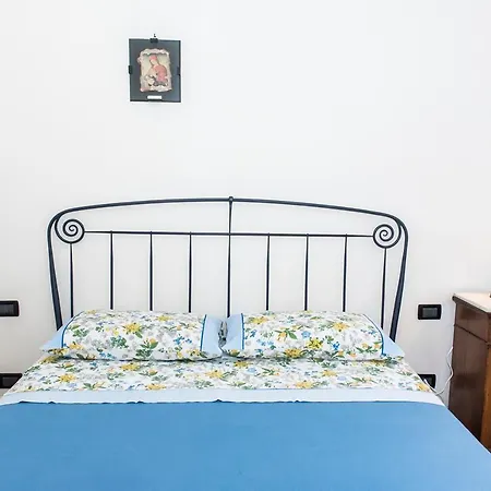 Apartment S300 - Sirolo, Trilocale Vicino Al Centro Con Vista Mare