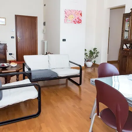 Apartment S300 - Sirolo, Trilocale Vicino Al Centro Con Vista Mare